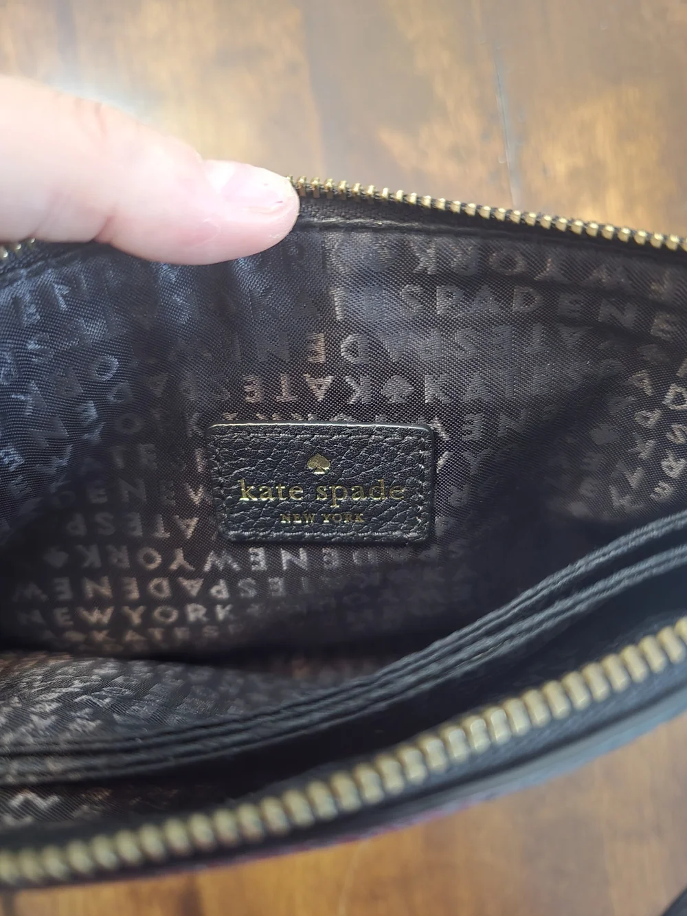 Kate Spade Black Leather Cluch With Gold Logo